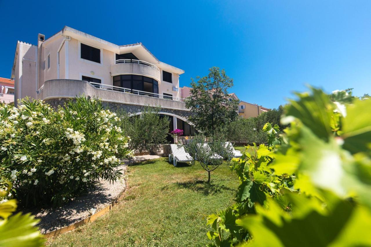 Villa Paradiso 普纳特 外观 照片